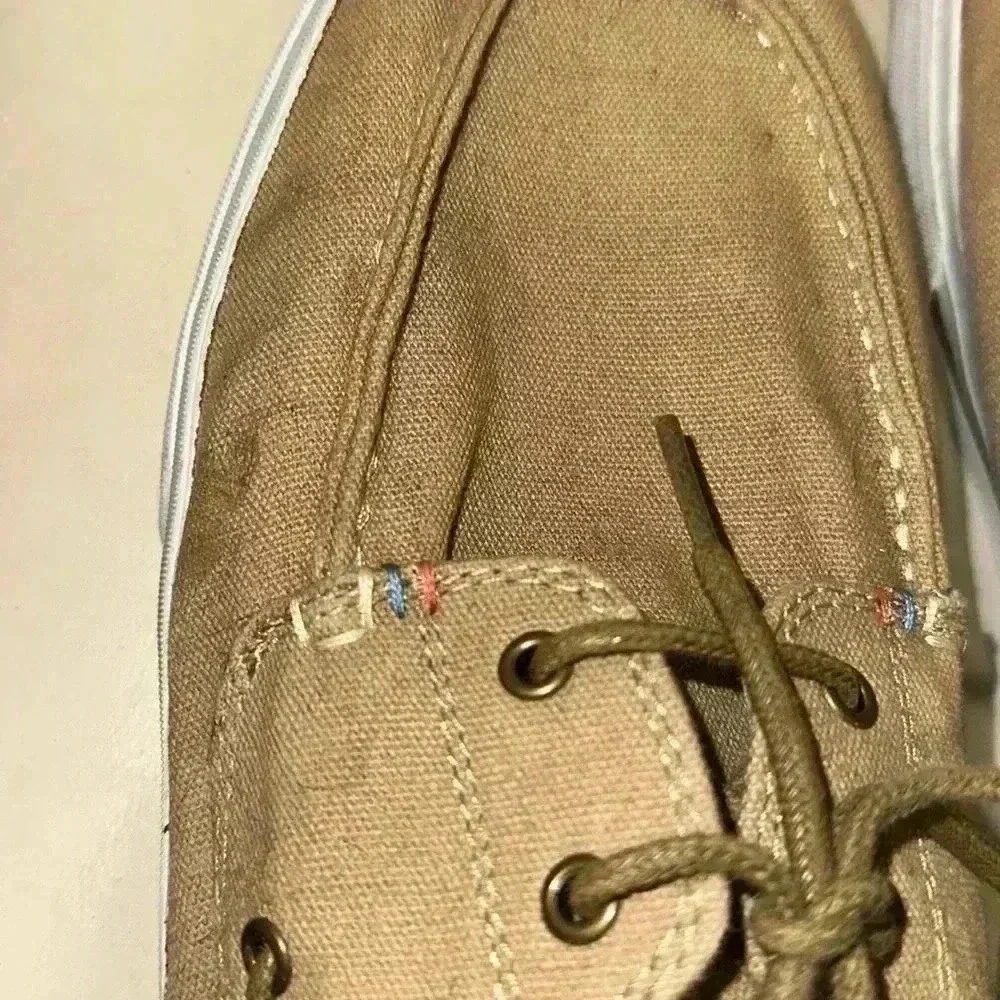 Tommy Hilfiger boat shoes, size 12